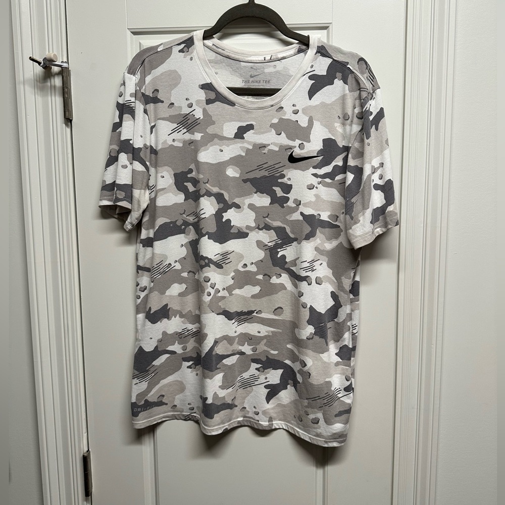 Nike Dri-Fit Shirt